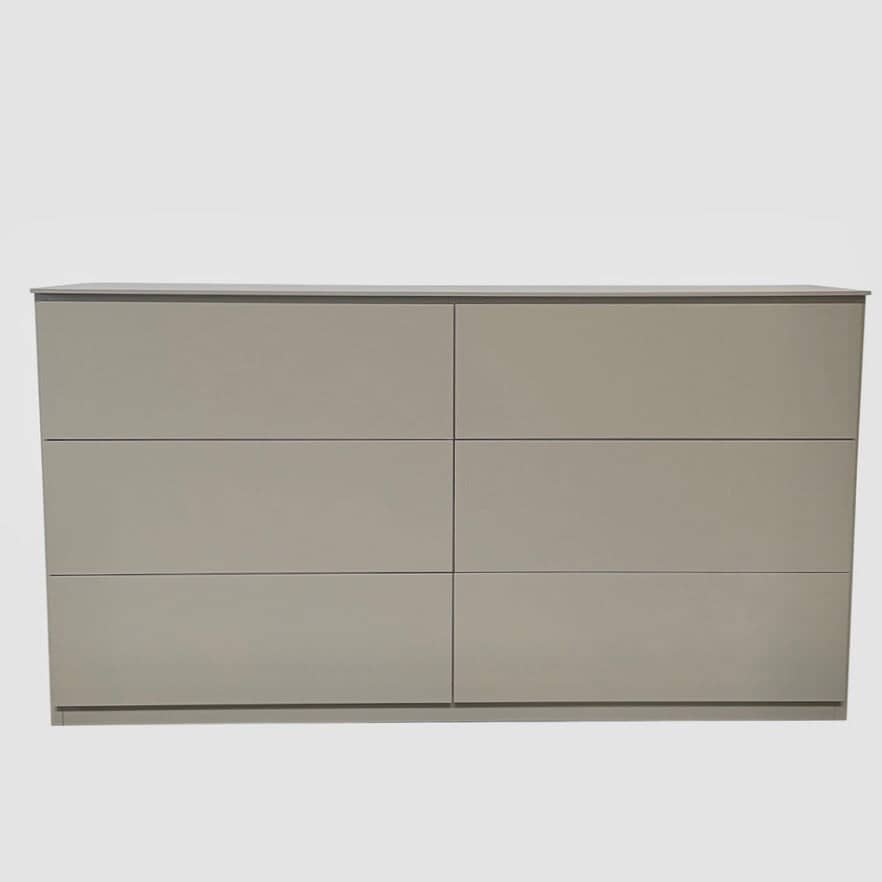 Molteni & C 606 Six Drawer Dresser: Buy the Molteni & C 606 Six Drawer  Dresser at up to 70% off Retail at Modern Resale