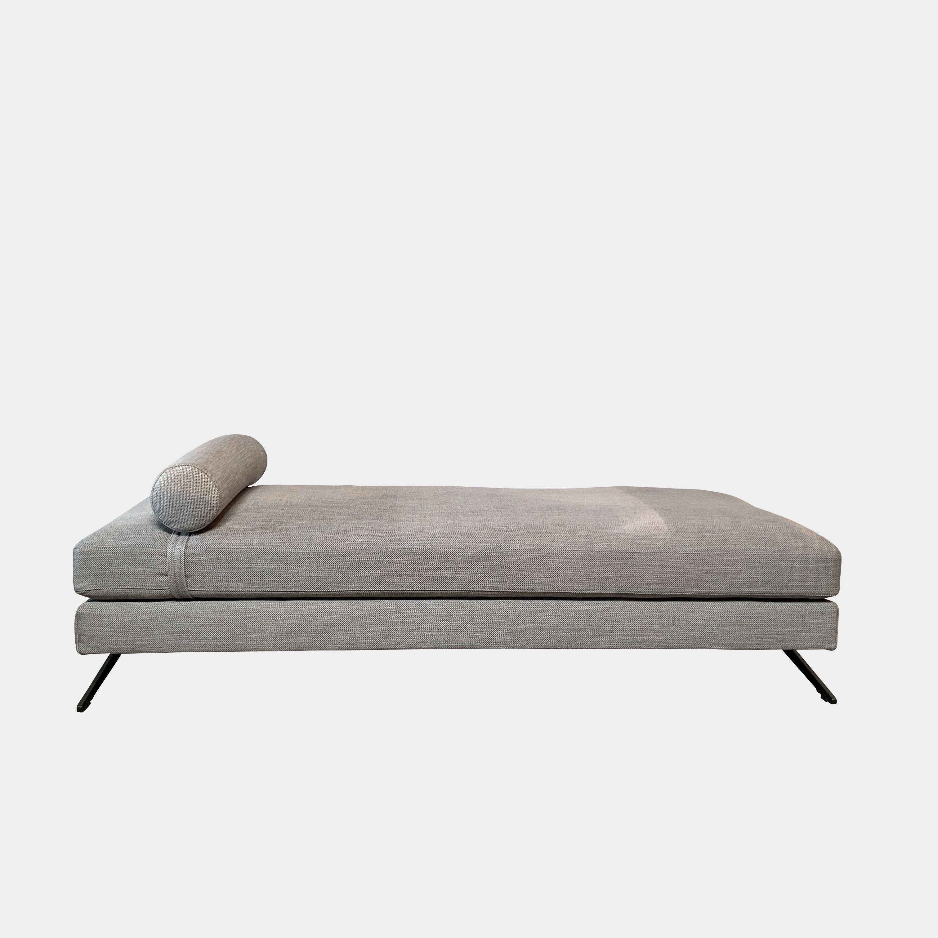Camerich ‘Wake’ Daybed – Modern Resale